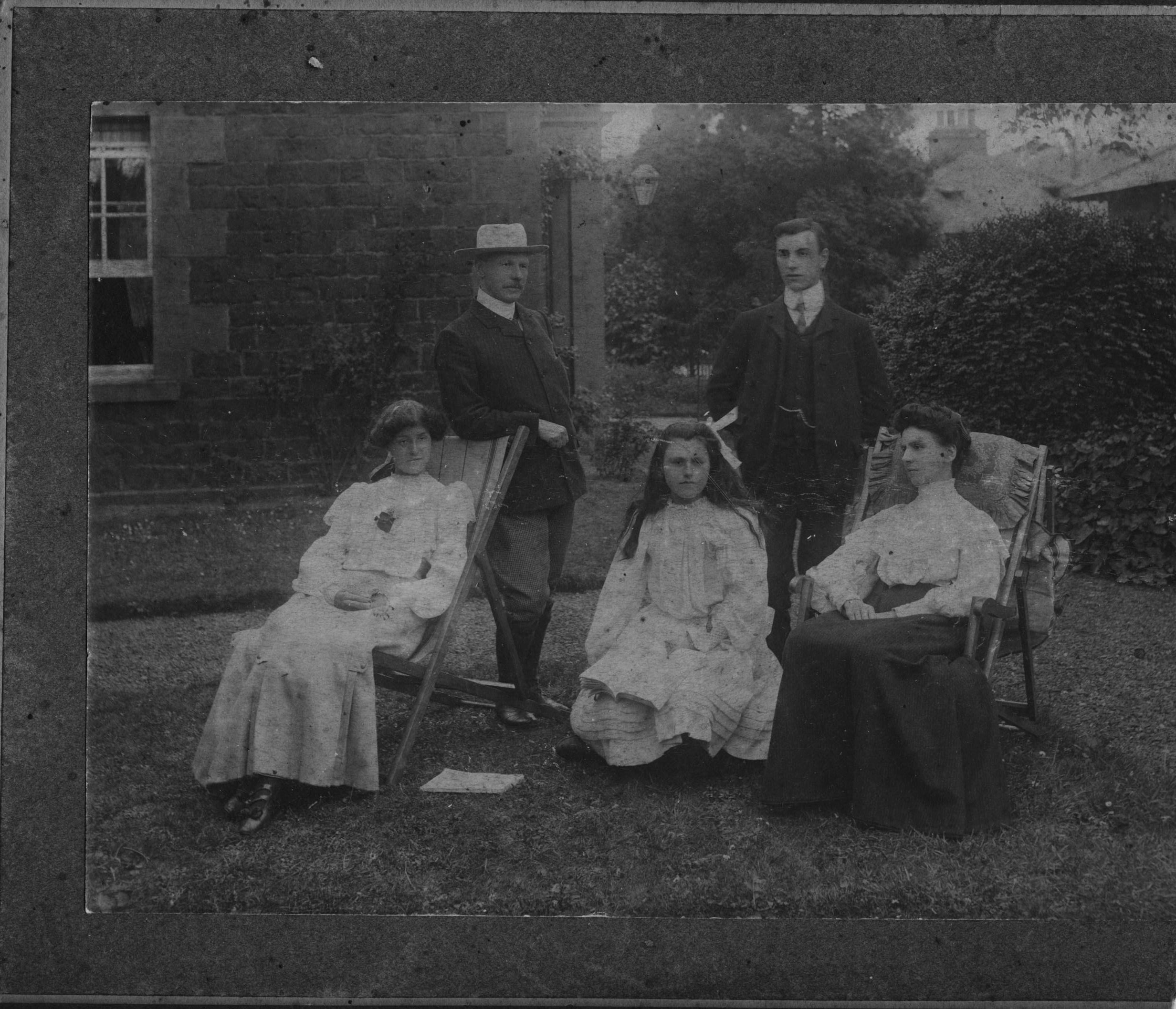 JMW and family circa 1903??