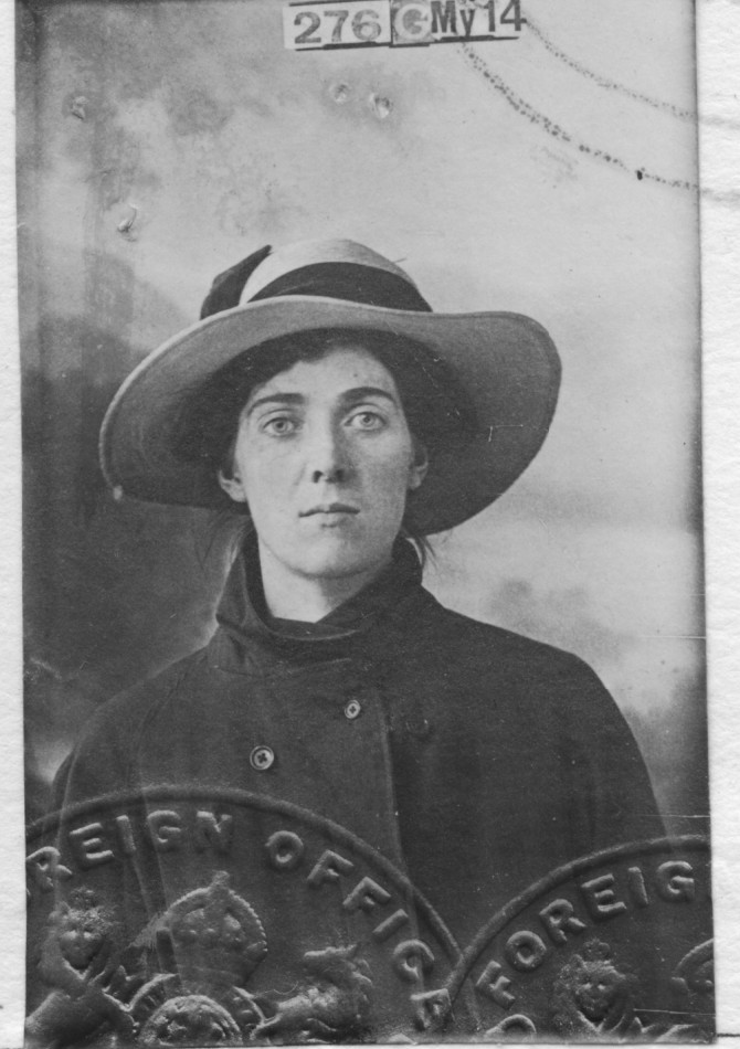 Miriam's passport picture 1918 Perth